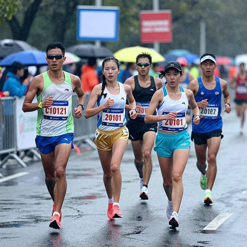 ৯.৯১-এর পাশে যে ঘরটা ফাঁকা রয়ে গেল: পুরিপল বুনসনের এশিয়ান গেমস রেকর্ড, বাতাসের সিলমোহর আর একা ঘড়ি-ধরা ডেস্কের হিসাব
