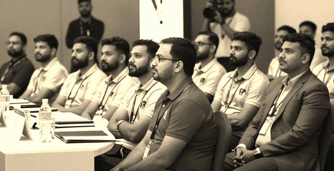 সোনাজয়ীদের বসিয়ে দেওয়া তালিকা: আহমেদাবাদে ভারতের কাবাডি দল আসলে কতটা ‘সেরা’