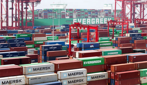 ট্রাম্পের শুল্কের চেয়েও বিপজ্জনক হতে পারে চীনের রেকর্ড বাণিজ্য উদ্বৃত্ত