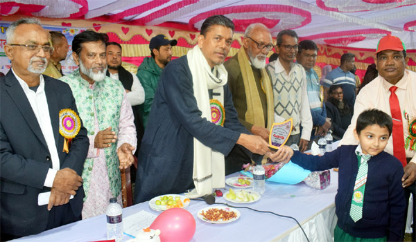 চাঁদাবাজ-মুক্ত খুলনা গড়ার প্রতিশ্রুতি দিলেন রকিবুল ইসলাম বকুল