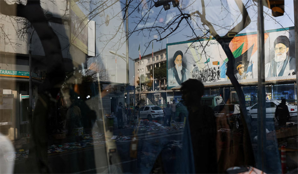 ইরানে অবস্থানরত ভারতীয়দের দ্রুত সরে যাওয়ার পরামর্শ