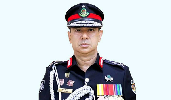 র‌্যাবের সাবেক মহাপরিচালক হারুন ও তার স্ত্রীর ব্যাংক হিসাব ও সঞ্চয়পত্র অবরুদ্ধের নির্দেশ