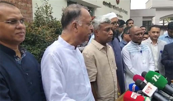 জ্বালানি মজুদ যথেষ্ট, তেলের সংকটের আশঙ্কা নেই: জ্বালানিমন্ত্রী