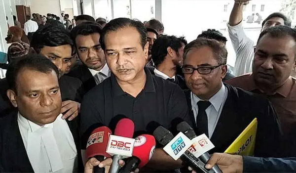 বিদেশি মদ উদ্ধার মামলায় আসিফ আকবর খালাস