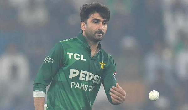 পাকিস্তানি পেসার সালমান মির্জা কেন সাংবাদিক ও এআরওয়াই নিউজকে আইনি নোটিশ পাঠালেন