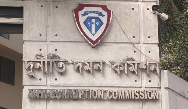 চট্টগ্রাম-মোংলা বন্দর ও শিপিং করপোরেশনে অনিয়ম তদন্তে দুদক