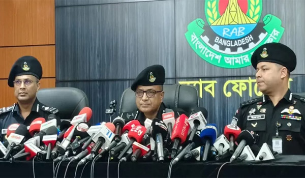 র‌্যাব বিলুপ্তির দাবি প্রসঙ্গে মহাপরিচালকের আপ্রাণ স্পষ্টতা