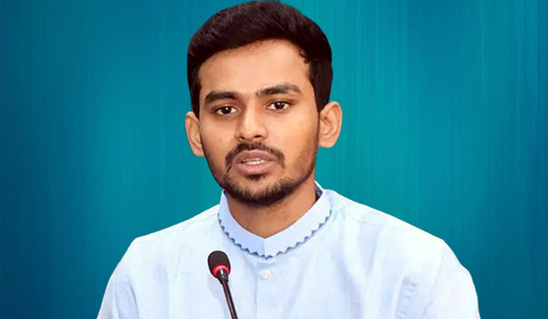 আসিফ মাহমুদ কেন তদন্ত কমিটির মুখোমুখি হননি, ব্যাখ্যা দিলেন