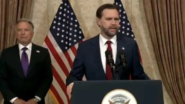 ২১ ঘণ্টা আলোচনায়েও ইরানের সঙ্গে সমঝোতা অসম্ভব: ভ্যান্স