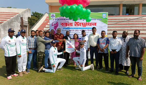 খুলনায় প্রাইম ব্যাংক জাতীয় স্কুল ক্রিকেট টুর্নামেন্টের উদ্বোধন
