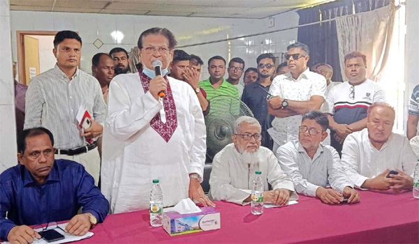 চিকিৎসা সেবা মানুষের দোরগোড়ায় পৌঁছাতে সরকার অঙ্গীকারবদ্ধ