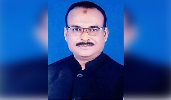 তেরখাদায় সাবেক চেয়ারম্যানের বিরুদ্ধে জোরপূর্বক দোকান দখলের অভিযোগ