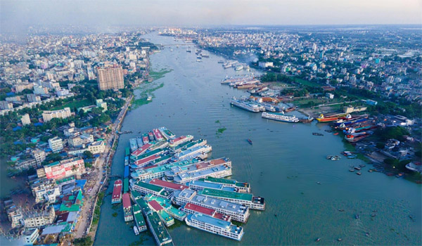 বাস ও লঞ্চে একচেটিয়া ভাড়া বৃদ্ধির পাঁয়তারা করছে মালিকেরা, অভিযোগ যাত্রী কল্যাণ সমিতির