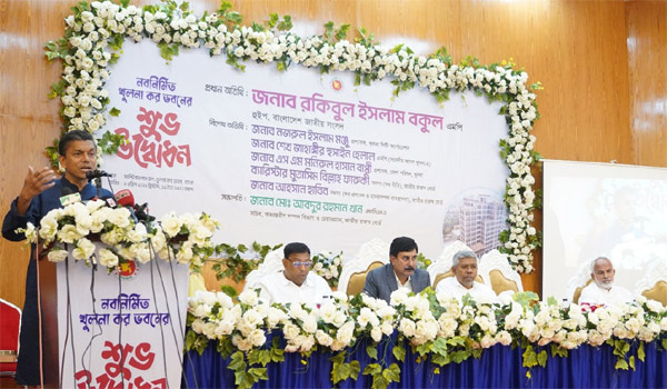 তারেক রহমানের সরকারের ট্যাক্স কর্মকর্তা হবে জনগণের বন্ধু, আতঙ্ক নয়