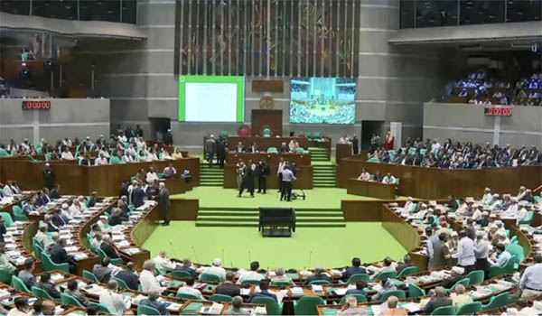 সাউন্ড সমস্যায় সংসদ অধিবেশন ৪০ মিনিট মুলতবি