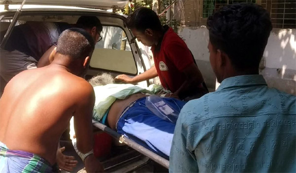 ফকিরহাটে পাম্পে তেল নেয়ার সময় বাসের ধাক্কায় মোটরসাইকেল চালক নিহত