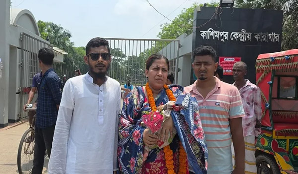 সন্তানসহ জামিনে মুক্তি পেলেন যুব মহিলা লীগ নেতা্রী শিল্পী বেগম