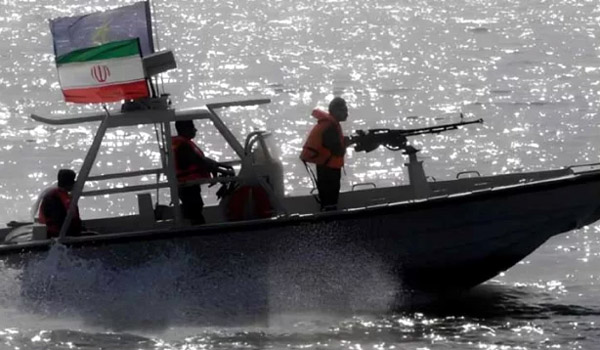 ইরান হরমুজ প্রণালী থেকে ভারতগামী দুই জাহাজ জব্দের ভিডিও প্রকাশ