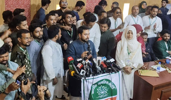 দেশবিরোধী গোষ্ঠীসমূহ সাম্প্রদায়িকতা ছড়িয়ে বিভ্রান্তি সৃষ্টি করার চেষ্টা করবে: নাহিদ