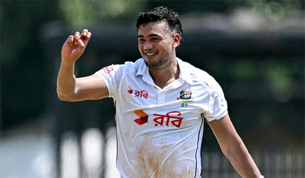 বাংলাদেশের টেস্টে ১৭ বছর পরে তাসকিনের ব্যক্তিগত মাইলফলক