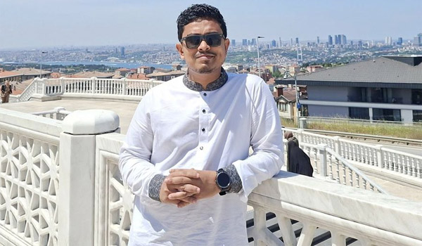 সাদিক কায়েমকে মেয়রপ্রার্থী হিসেবে প্রচার, শিবির বললো—সুযোগ নেই