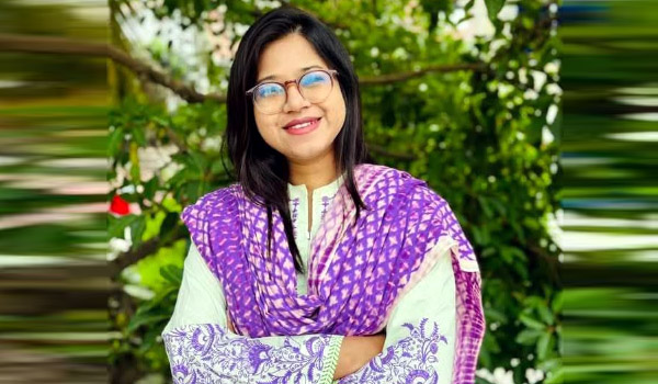মনিরা শারমিনের রিট শুনতে হাইকোর্ট বেঞ্চ অপারগতা প্রকাশ করেছে