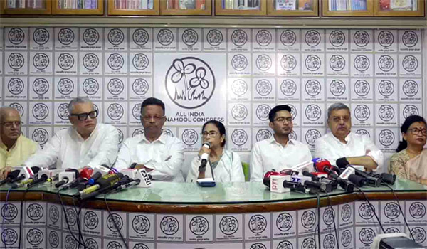 পদত্যাগ করব না মমতা, বললেন—‘ভোট লুট করা হয়েছে’