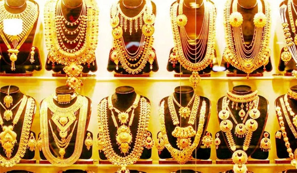 টানা দ্বিতীয় দফায় সোনার দাম বাড়ল