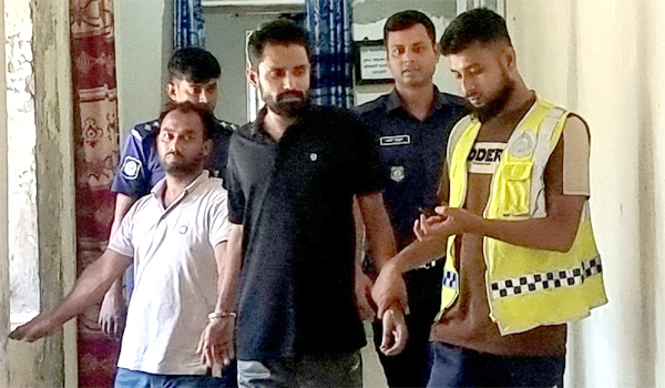 ফকিরহাটে সাড়ে ১৩ লাখ টাকার অ্যালুমিনিয়ামসহ ট্রাক ছিনতাই, দুইজন গ্রেপ্তার